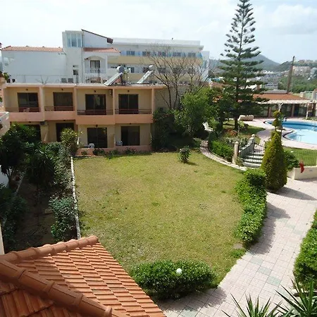 Lyristis Hotel *